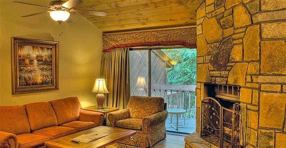 Foxhunt At Sapphire Valley Exterior foto