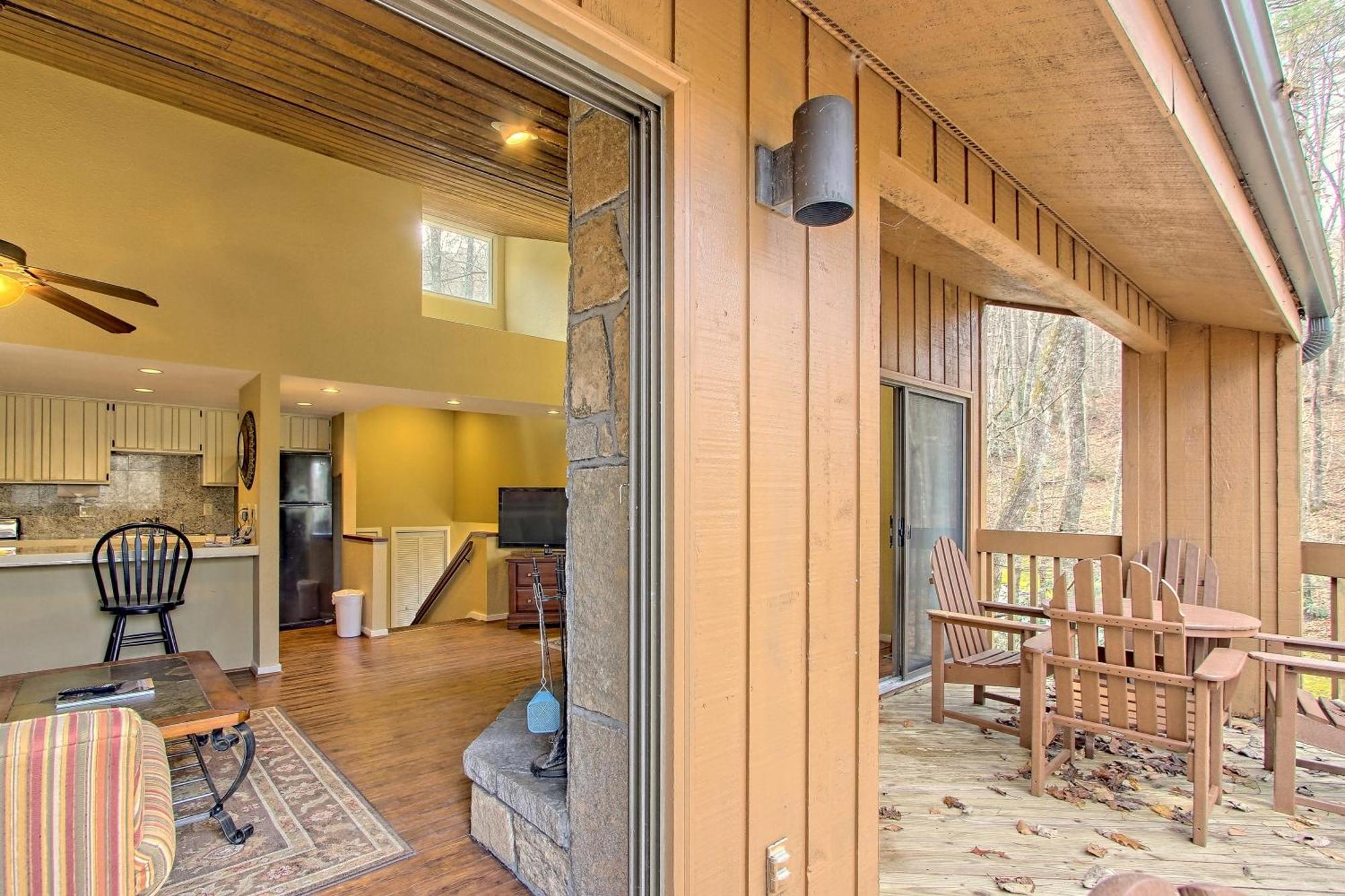 Foxhunt At Sapphire Valley Exterior foto