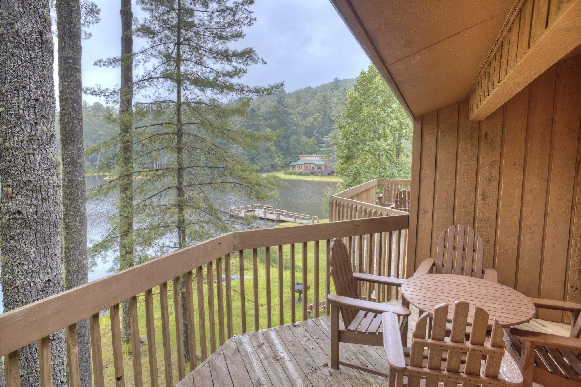 Foxhunt At Sapphire Valley Exterior foto