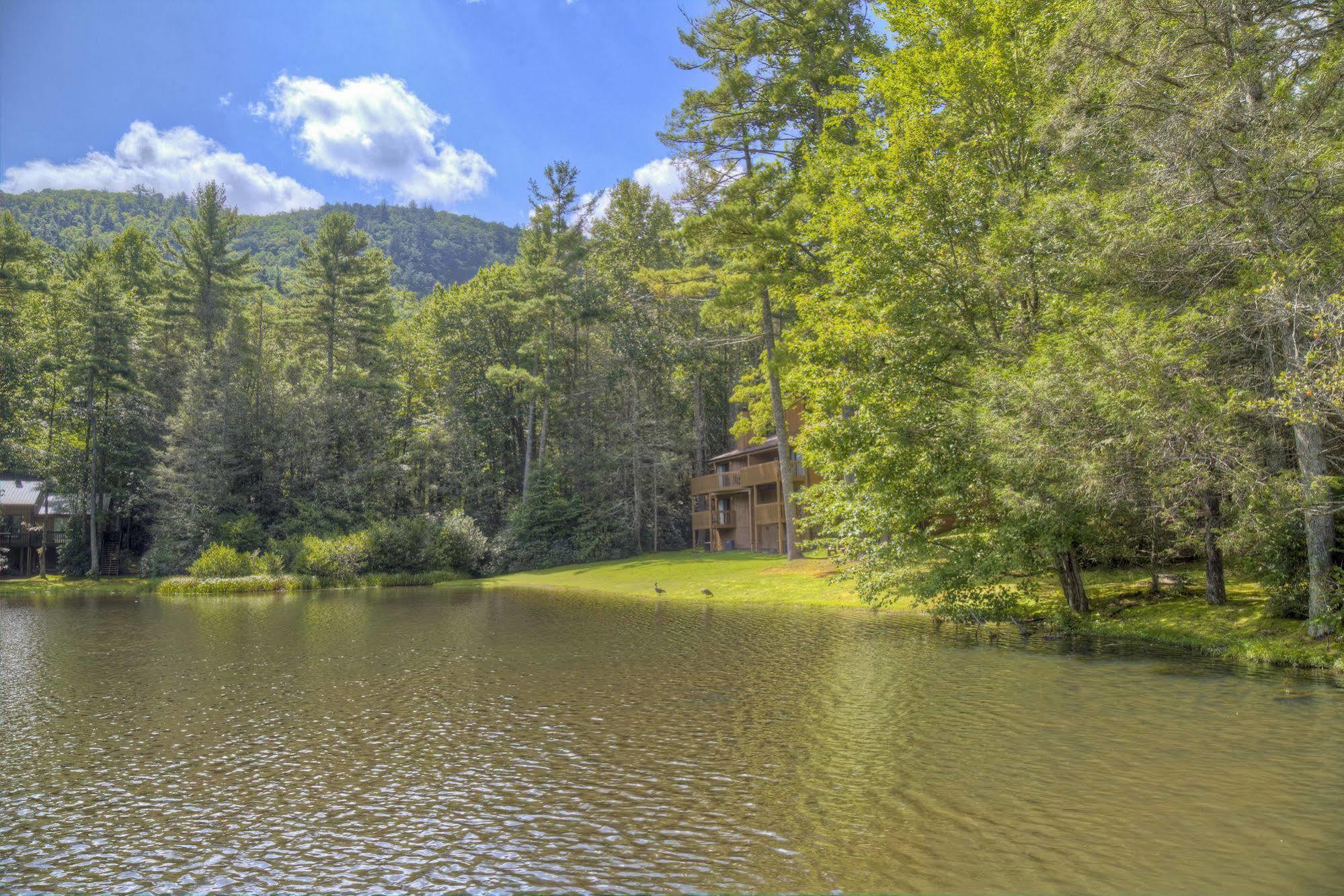 Foxhunt At Sapphire Valley Exterior foto